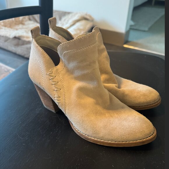 Sam Edelman Booties - Picture 1 of 2